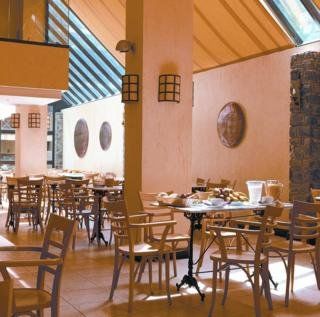 Hotel Atiram Patagonia Arinsal Esterno foto