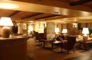 Hotel Atiram Patagonia Arinsal Esterno foto